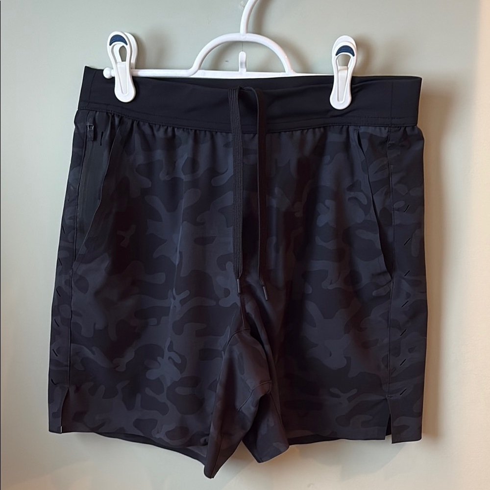 Ten Thousand Interval Short, Black Camo, Small, 7 inch